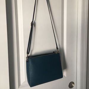 Lo & Sons The Pearl Crossbody